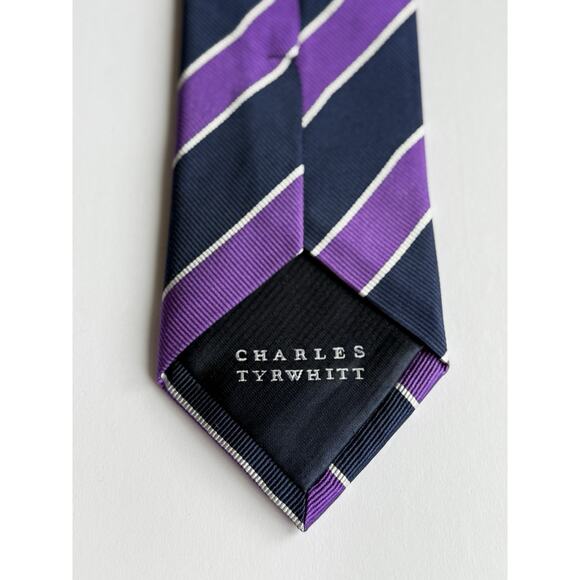 CHARLES‎ TYRWHITT Men's 100% Silk Necktie Designer Blue Purple White Striped EUC - Picture 3 of 8